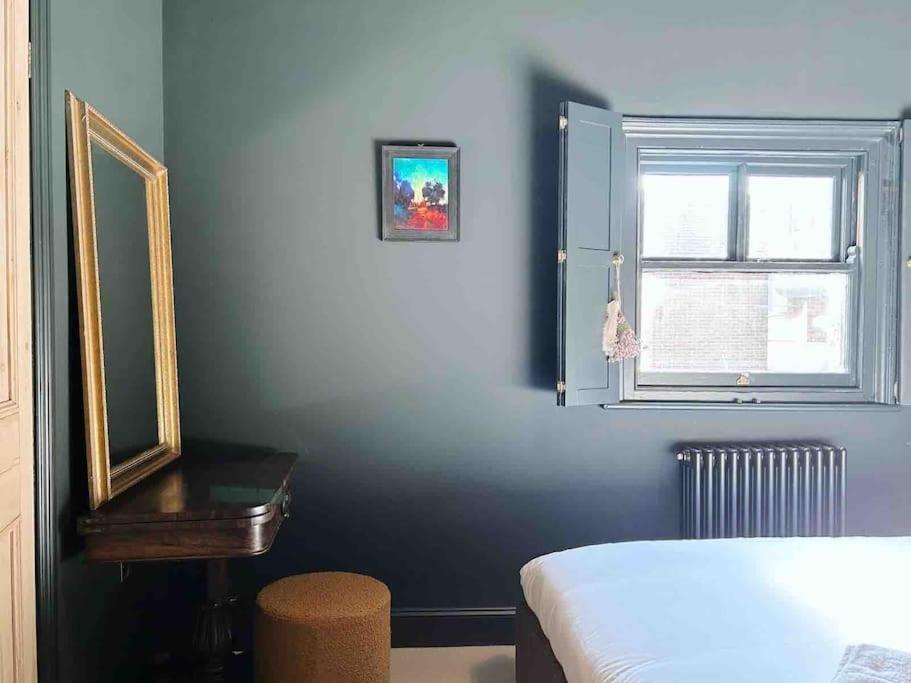 Holiday home Luxury Centre Townhouse - Sleeps 6